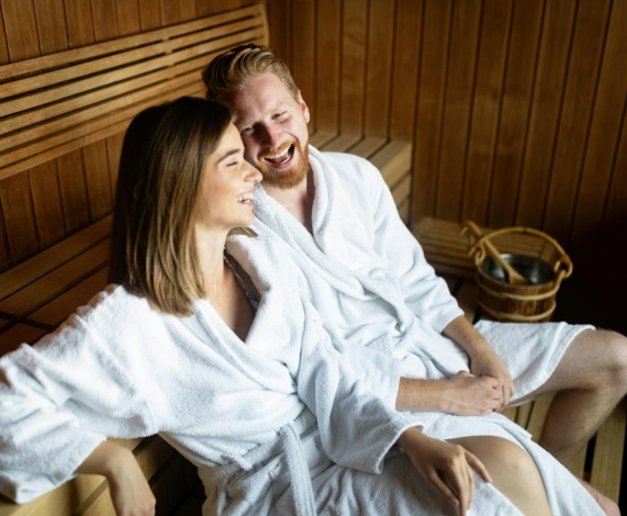 Romantyczna randka jesienią w saunie domowej z Zitpol Sauna